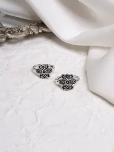 TEEJH Oxidised Silver-Plated Adjustable Toe Rings