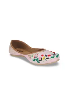The Desi Dulhan Women Pink Printed Leather Party Mojaris Flats