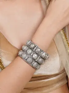 TEEJH Women Set Of 3 Silver-Toned Brass Oxidised Silver-Plated Bangle-Style Bracelet