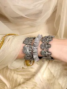 TEEJH Women Set Of 3 Silver-Plated Brass Oxidised Yukta Stacked Bangle-Style Bracelet