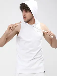 HIGHLANDER Men White Slim Fit T-shirt