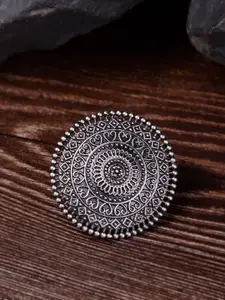 Saraf RS Jewellery Silver-Toned Oxidized Circular Adjustable Finger Ring
