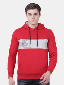 t-base Men Red Colourblocked Hooded Sweatshirt