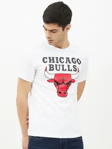 NBA Men White Chicago Bulls Printed Cotton Basketball Classic Crest T-shirt
