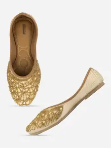 DESI COLOUR Women Beige Embellished Leather Ethnic Mojaris Flats