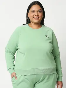 20Dresses Women Plus Size Green Solid Round Neck Sweatshirt