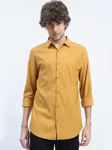HIGHLANDER Men Mustard Slim Fit Casual Shirt
