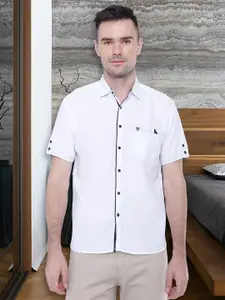 Kuons Avenue Men White Smart Slim Fit Casual Shirt