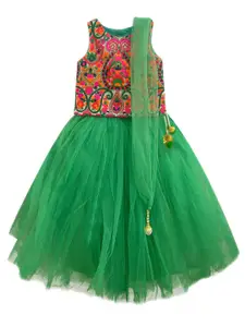 A.T.U.N. Girls Green & Pink Embroidered Ready to Wear Lehenga & Blouse With Dupatta