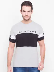 GIORDANO Men Grey & Black Colourblocked Cotton Slim Fit T-shirt