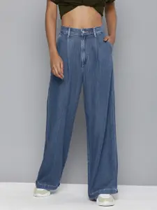 Levis Women Blue Loose Fit Mid-Rise Clean Look Jeans