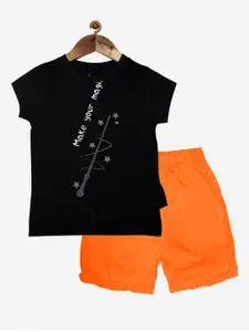 KiddoPanti Girls Black & Mustard Printed Pure Cotton T-shirt with Shorts