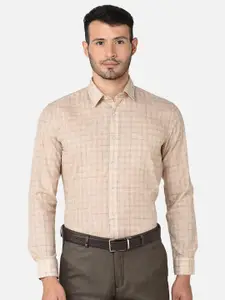 Oxemberg Men Beige Classic Slim Fit Checked Formal Shirt