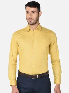 Oxemberg Men Mustard Classic Slim Fit Printed Cotton Formal Shirt