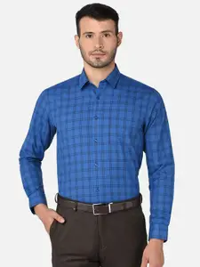 Oxemberg Men Blue Classic Slim Fit Checked Formal Shirt