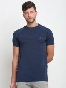 VENITIAN Men Blue Applique Slim Fit T-shirt