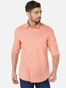 Oxemberg Men Peach-Coloured & Black Classic Slim Fit Printed Cotton Casual Shirt