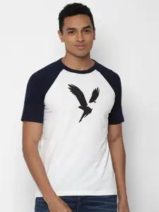 AMERICAN EAGLE OUTFITTERS AMERICAN EAGLE OUTFITTERS Men White Typography Colourblocked Applique T-shirt