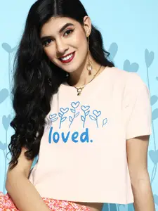 SASSAFRAS Women Cream-Coloured Loved Print Crop Boxy T-shirt