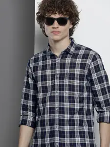The Indian Garage Co Men Navy Blue & White Checked Casual Shirt