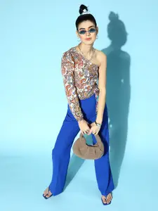 Berrylush Women Classic White Tribal One-Shoulder Top