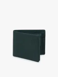 Dezire Crafts Men Green Textured Zip Detail PU Two Fold Wallet