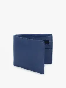 Dezire Crafts Men Blue Textured Two Fold Wallet