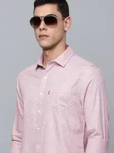 Levis Men Dusty Pink Cotton Slim Fit Printed Casual Shirt