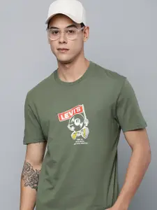 Levis Men Green Graphic Printed Round Neck Regular Sleeves Pure Cotton Regular Fit T-shirt