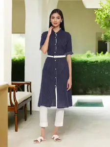 AURELIA Women Navy Blue Geometric Printed Kurta