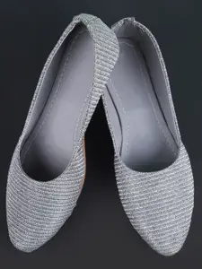 FABBMATE Women Silver-Toned Printed Ballerinas Flats