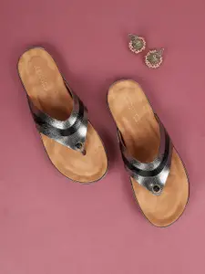 ICONICS Women Grey Striped T-Strap Flats