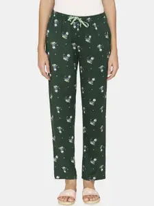 Zivame Women Green & White Rudolph Printed Lounge Pants