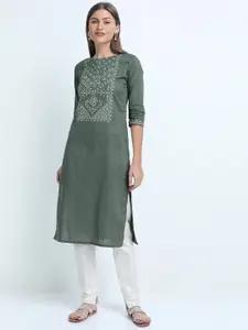 Vishudh Women Green Ethnic Motifs Yoke Design Kurta