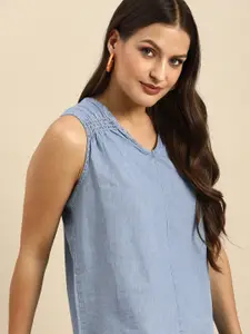 all about you Denim Solid Sleeveless Casual Top