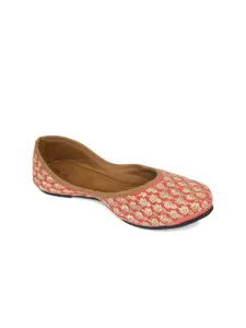 DESI COLOUR Women Peach-Coloured Ethnic Mojaris Flats