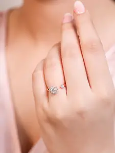 Zavya Women 925 Sterling Silver Transparent & Silver Rhodium-Plated Rotating Ring