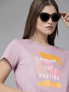 The Roadster Lifestyle Co Women Mauve & White Printed Pure Cotton T-shirt