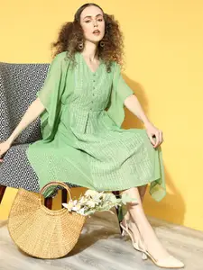 Juniper Women Beautiful Green Embellished New Age Kaftan Dress