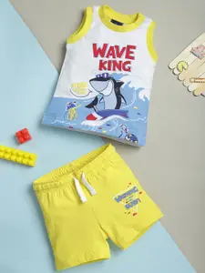 Chicco Infant Boys White & Yellow Pure Cotton Printed T-shirt with Shorts