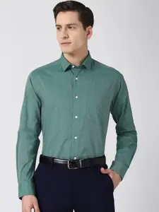 Peter England Men Green Solid Regular Fit Formal Shirt