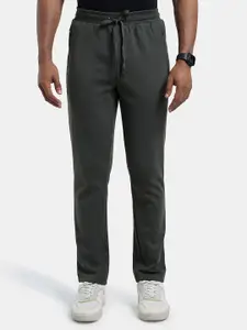Jockey Men Slim Fit Cotton Trackpant -AM44