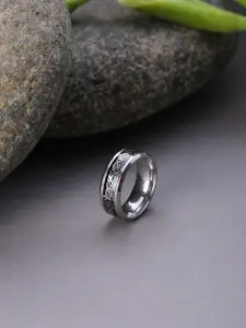 SOHI Black & Silver-Toned Designer Band Finger Ring