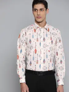 DENNISON Men Cream-Coloured Smart Slim Fit Printed Formal Shirt
