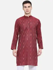Vastraa Fusion Men Maroon Ikkat Printed Kurta