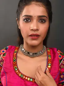 Fida Silver-Toned & White Silver-Plated Oxidised Mirror Work Necklace