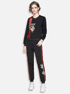 JC Collection Women Black & Red Printed T-shirt with Joggers