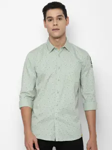 FOREVER 21 Men Green Opaque Printed Casual Shirt