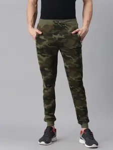 TOM BURG Men Olive Green Camouflage Printed Track Pants