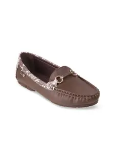 Mochi Women Brown Textured Loafers